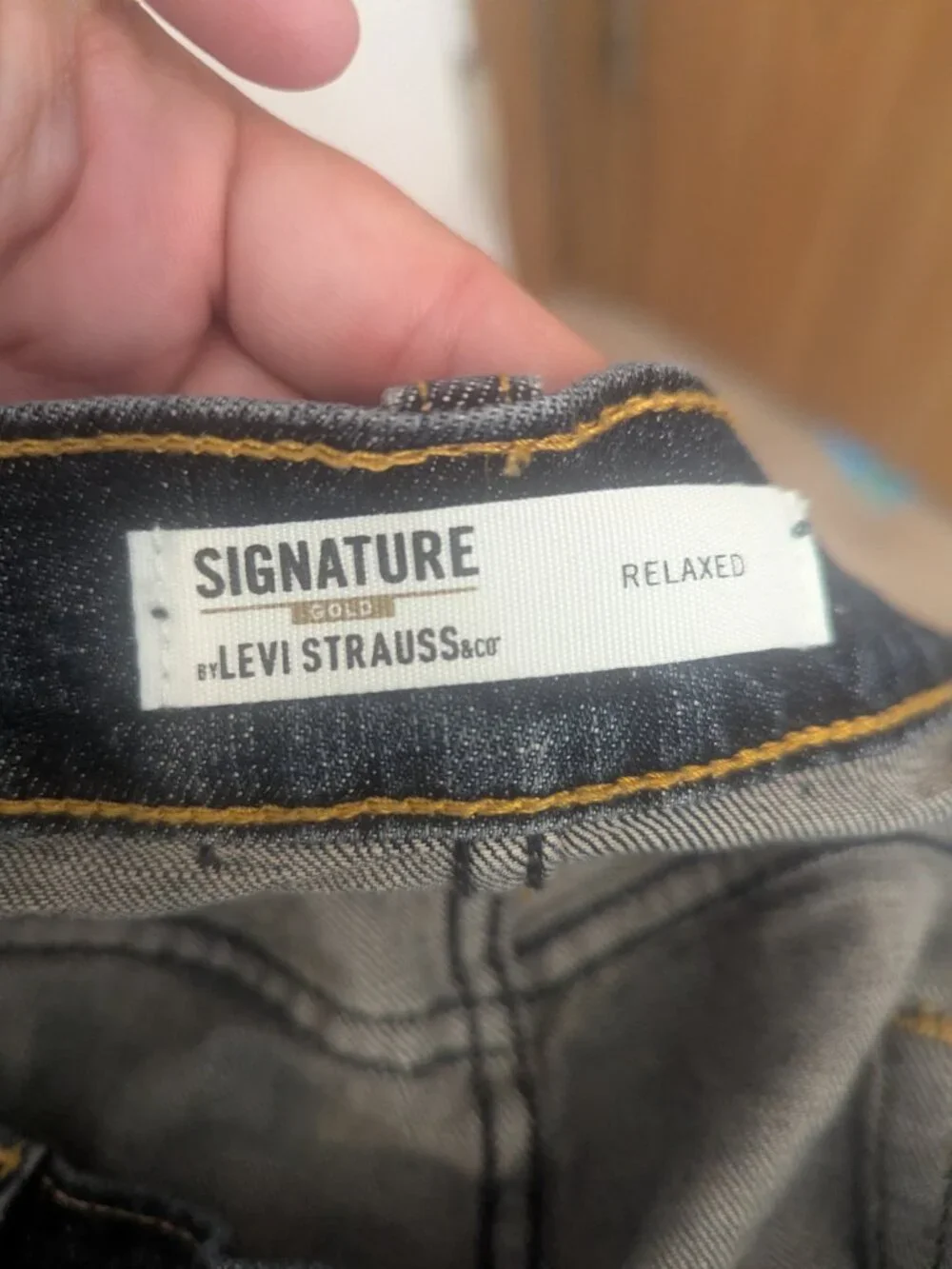 Levi's Signature Gold Relaxed Fit Denim Jeans-Men's 44/32
